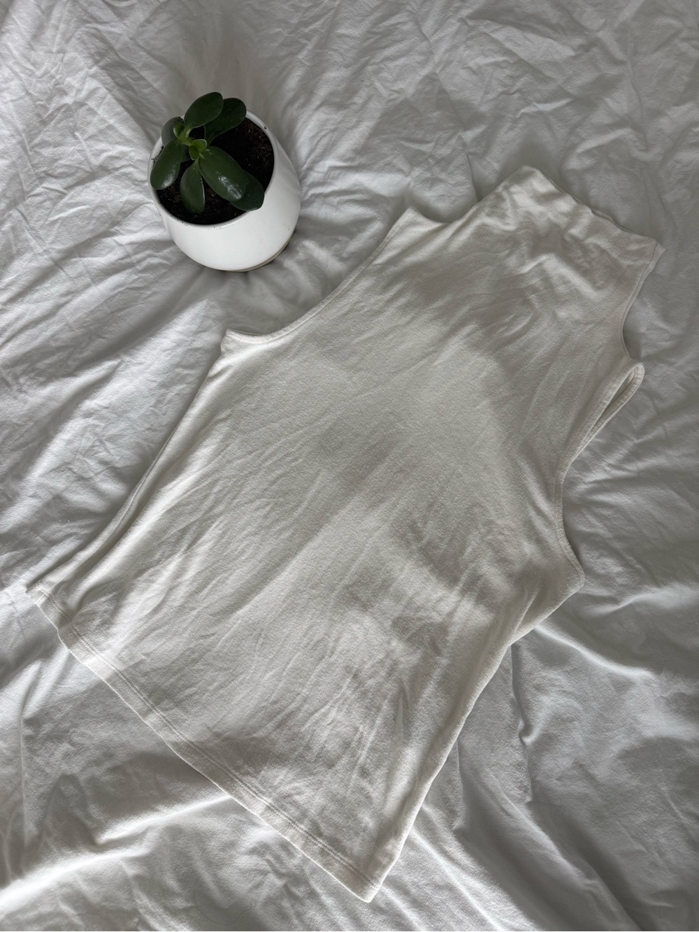 Banana Republic Cream Soft Luxe Mock Turtleneck Tank Top, size Medium